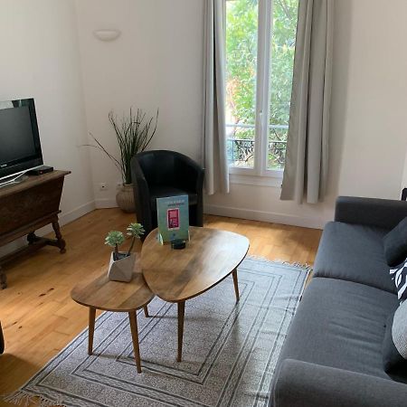Nice Grand appartement face jardin Extérieur photo