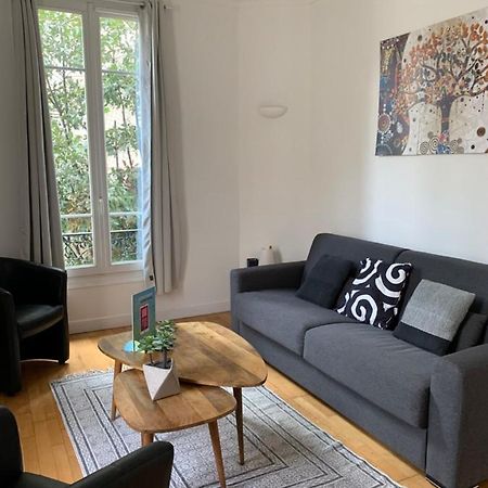 Nice Grand appartement face jardin Extérieur photo