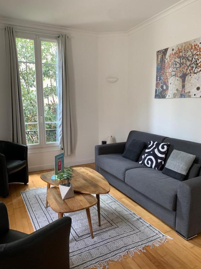 Nice Grand appartement face jardin Extérieur photo