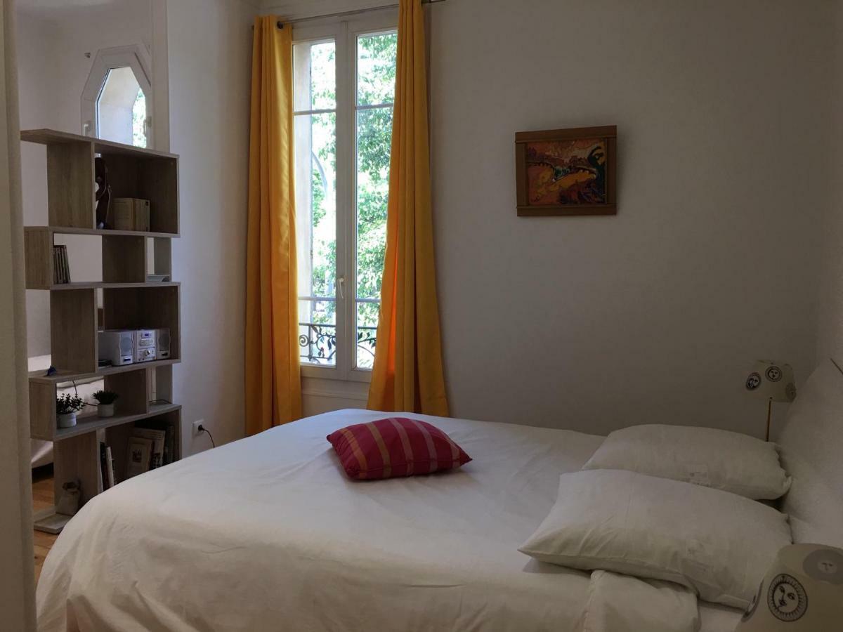 Nice Grand appartement face jardin Extérieur photo